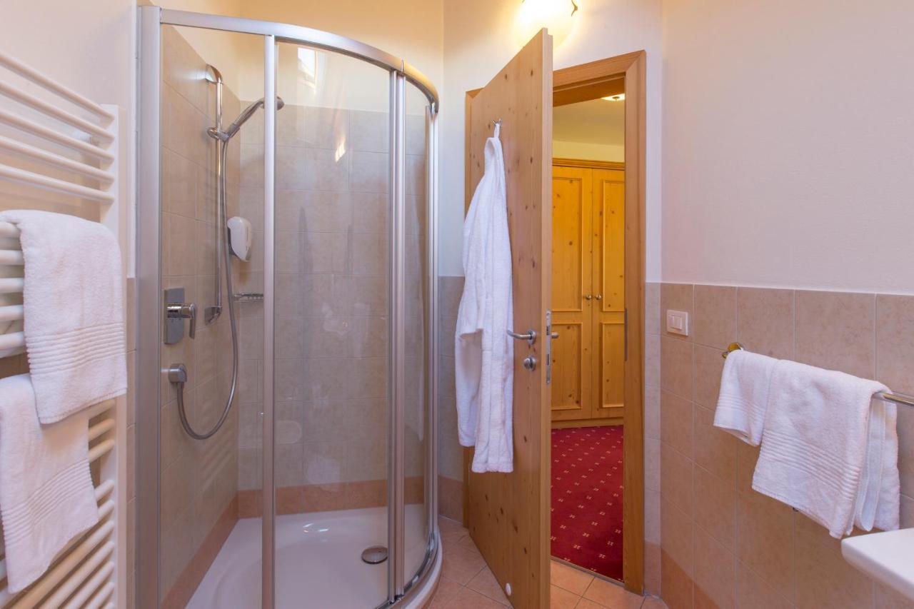 Berghotel Johanneshof Anterselva di Mezzo Exterior foto