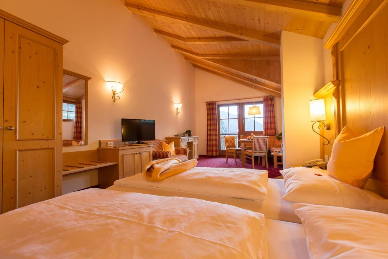 Berghotel Johanneshof Anterselva di Mezzo Exterior foto