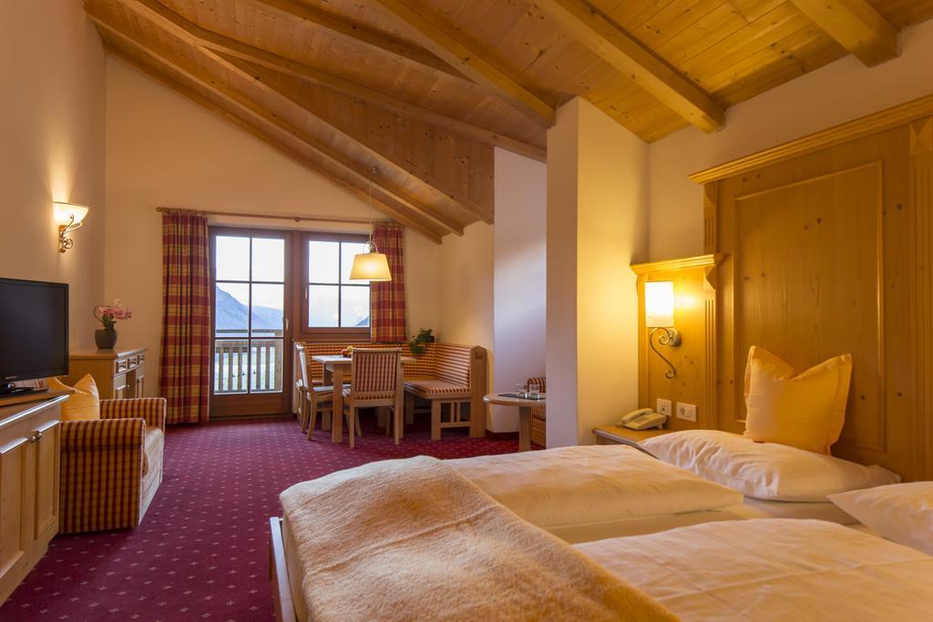 Berghotel Johanneshof Anterselva di Mezzo Exterior foto